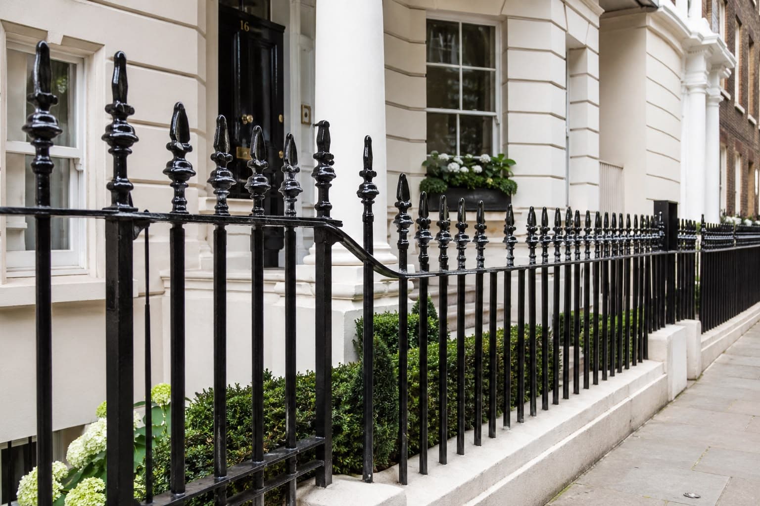 High Quality Railings